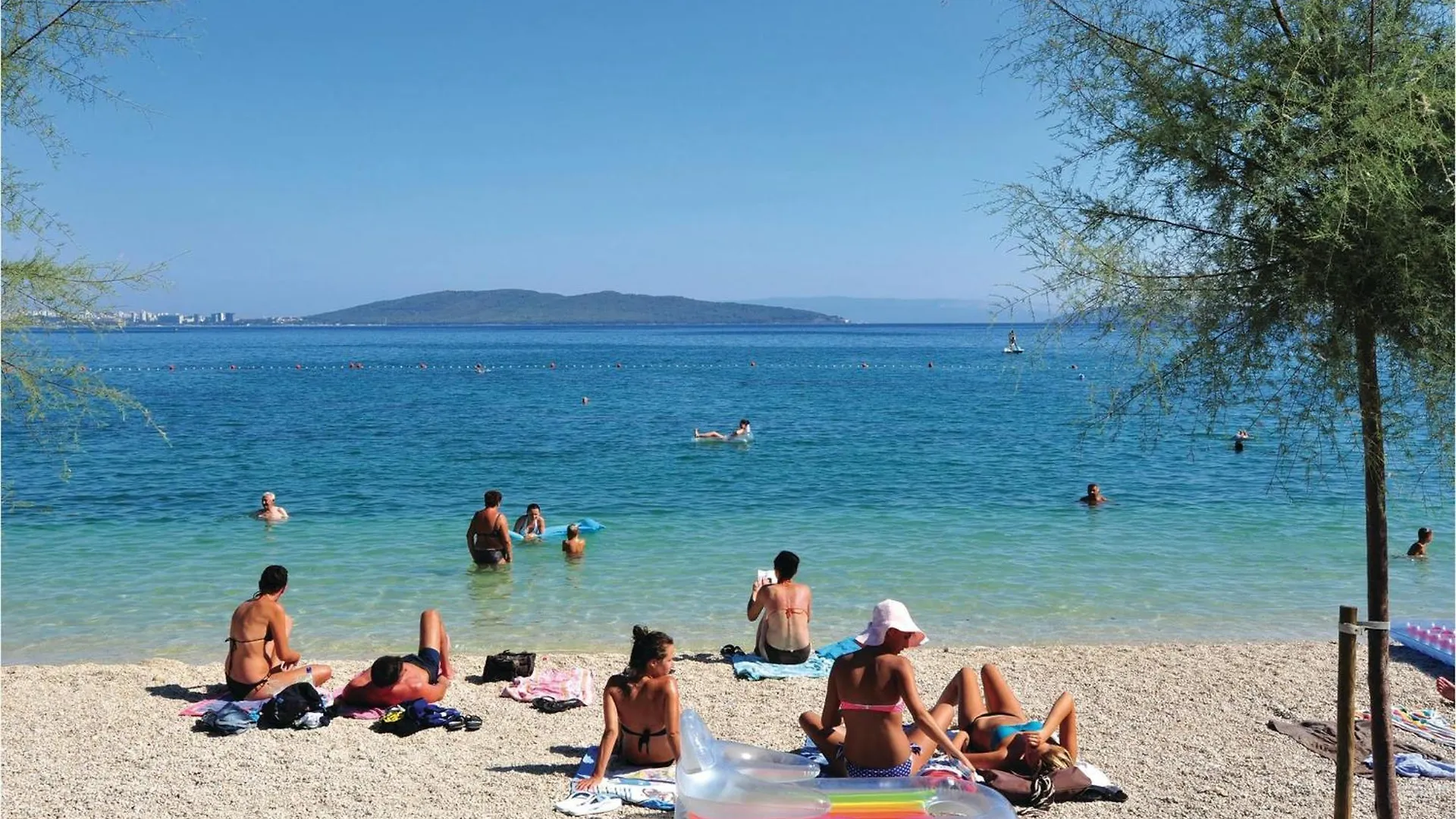 Holiday home 4 Bedroom Beautiful Home In Kastel Stafilic
